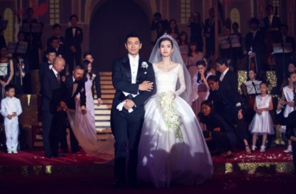 黄晓明杨颖婚房，还baby一个公主梦