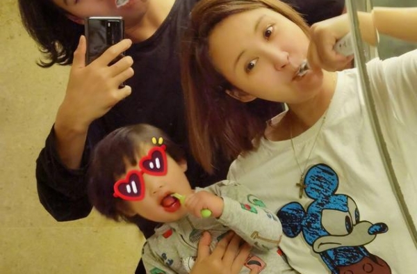 张歆艺1岁半儿子获妈妈圈好评：孩子的举止，暴露出夫妻关系真相