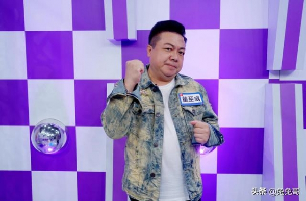 54岁男星与妻子闹婚变半年，自曝已协商好，就差选日子办手续
