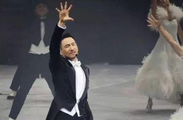 被低估的才华：歌神的演技