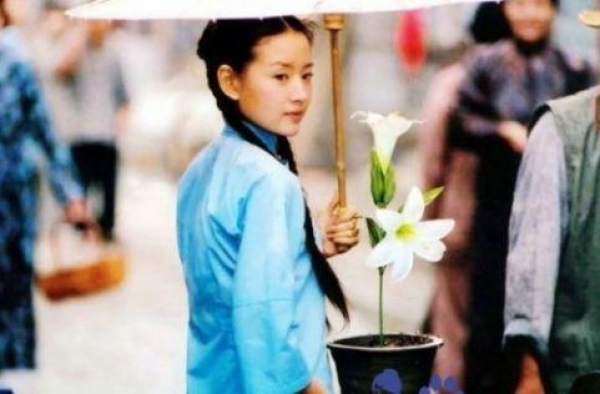 董洁的“黑化”之路，她从来都不是冷清秋