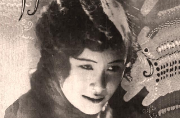 上海校花杨耐梅：19岁成名上海滩，晚年街上乞讨，沦为乞丐大妈