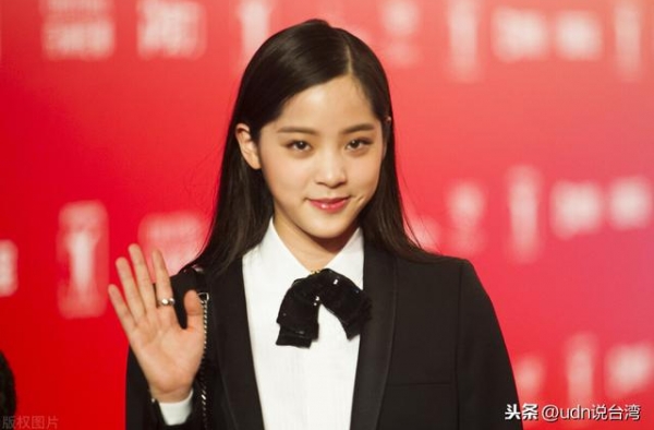 欧阳娜娜唱“我的祖国”挨轰　赵少康力挺“台湾之光”