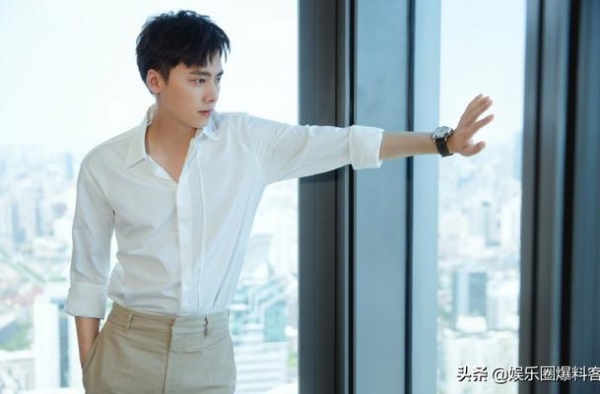 娱乐点评：肖战、范冰冰、李易峰、白宇、朱一龙、赖冠霖