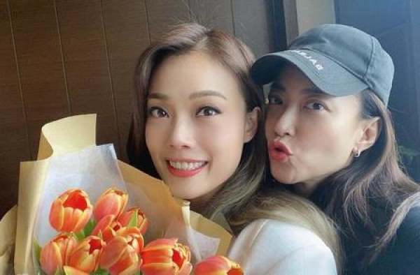 天后容祖儿获颁十大杰出青年，不忘出身成立慈善基金
