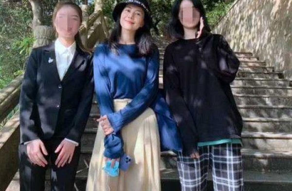 41岁高圆圆现身求子圣地欲追二胎，都是头胎生女惹的祸？