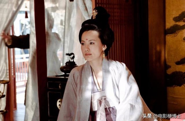 她可能是内地最低调的影后，现实中是“丁克”，却演活了“妈妈”