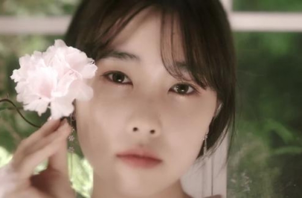 拖家带口进娱乐圈？少女时代泰妍亲妹妹今日出道，时间点耐人寻味