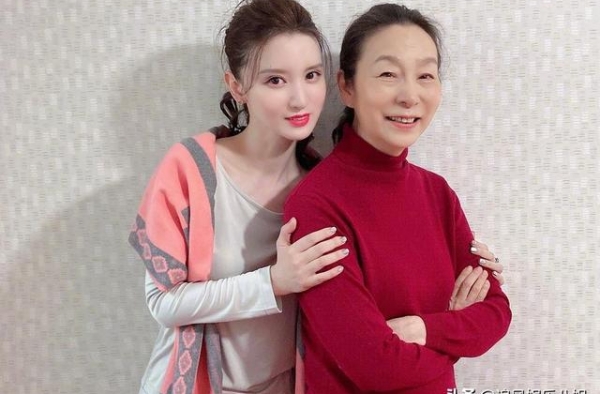 《在一起》圆满收官！张萌婆媳很好哭~贾乃亮哭戏大受好评