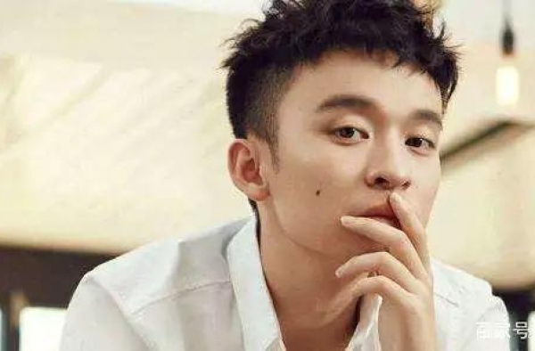最不正经的医疗剧，男女主也不算火，《小大夫》为什么还值得看？