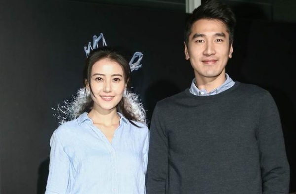 赵又廷绝世好丈夫！结婚6年曝光夫妻生活，不怕高圆圆重回顶流