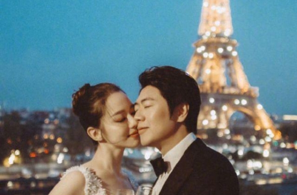 甜蜜结婚一年后，郎朗终于官宣当爸，吉娜婆婆再也不用催生了！