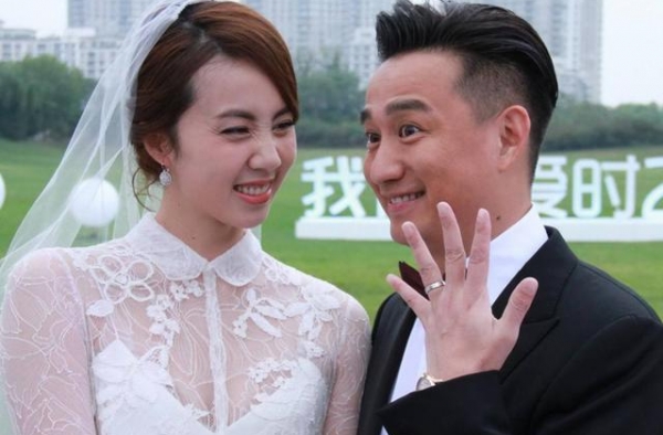 黄磊称呼妻子“孙姑娘”，承诺5年后携3娃再办婚礼，羡煞旁人