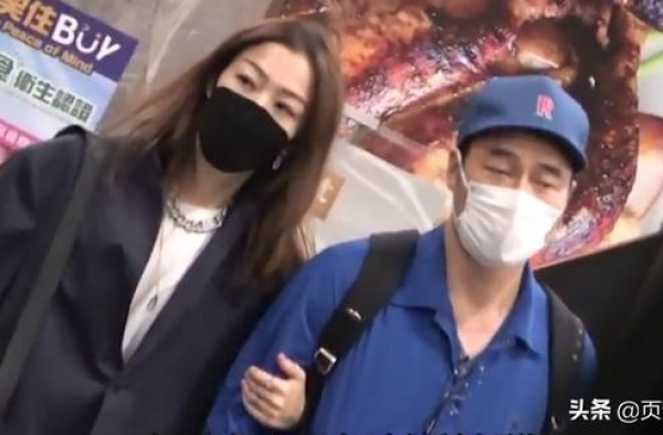 郑秀文近照曝光，与老公搭话惨遭冷淡，爱得卑微出轨竟得原谅