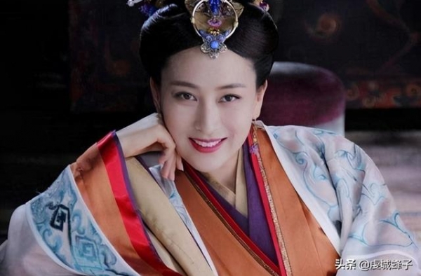 39岁马苏真人长啥样？失去美颜滤镜的她，网友：也就是个普通人
