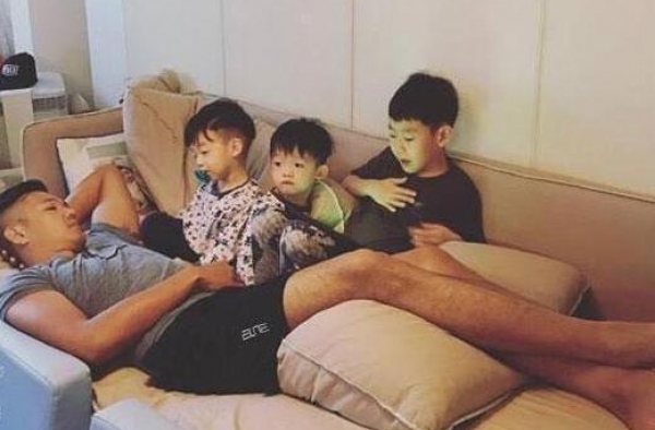 参观范玮琪和陈建州的家，儿童房墙壁都包上软垫，生怕儿子碰到了