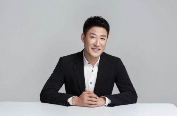 于震放飞自我被疑作秀：要不是为了生活，谁想装傻充愣哗众取宠？