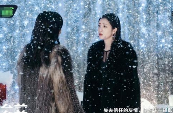 热巴好友太矫情，遭4位导演批评，现孟子义回应赵薇点评却获好评