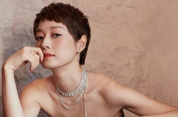 文章出轨马伊琍怒而离婚！自爆离婚后状态很差，一年后女神归来