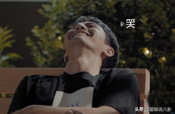 《心动的信号》女一路人缘败光，男二风度全无，与男一争锋相对