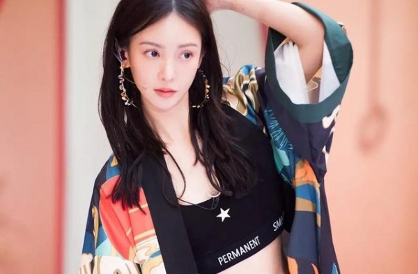 金晨自称不是恋爱小天才，与张继科约会，张绍刚：张继科喜欢金晨