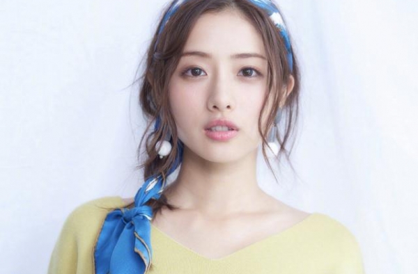 日本女星石原里美老公曝光，我想说：“有点东西！”