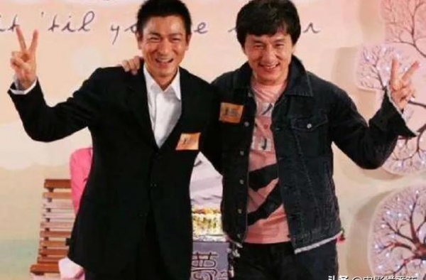 1991年刘德华梁朝伟被逼拍摄《火烧岛》，没想到里面还有成龙