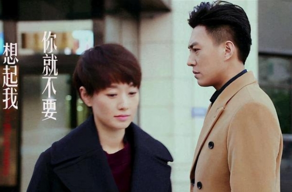 靳东：与离过婚的江珊同居5年，为何又转身娶了二婚的李佳？