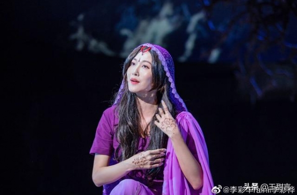 唐一菲因“艾莉”退赛，李彩桦却因为“艾莉”还清了债务