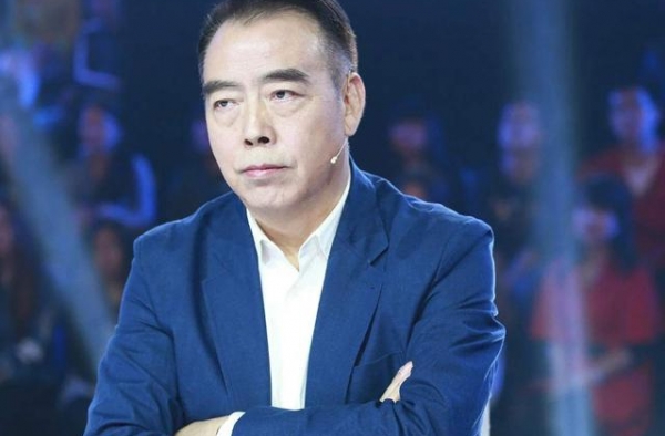 演技被嘲太夸张，出道19年一部代表作，上演员不敬业遭陈凯歌骂