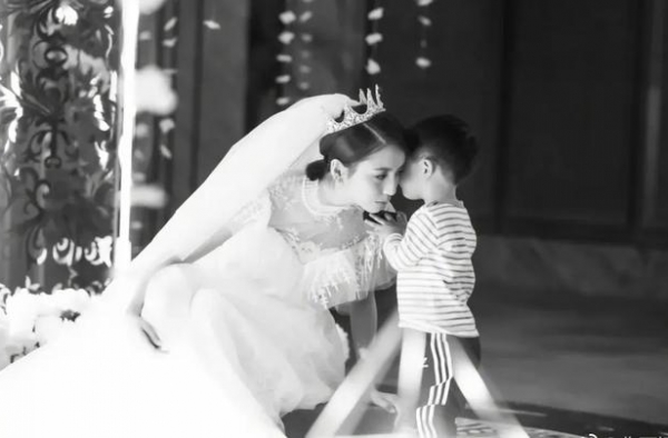 佟丽娅遭4岁儿子“嫌弃”：感恩的孩子，是父母生命里的光
