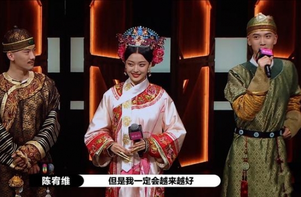 小鲜肉晋级，弹幕却Q曹骏，一夜跻身前3，1108万能复活？