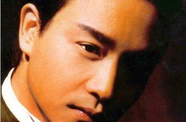 帅气小伙因不甘心送快递，整容成谢霆锋，如今年入百万
