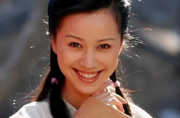 2006年的DVD里，藏着最清纯的刘亦菲