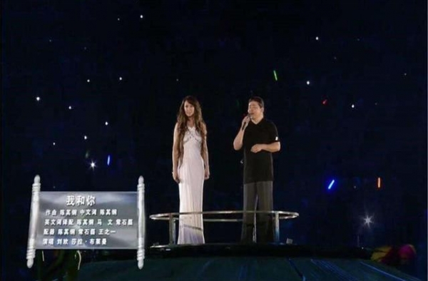 刘欢后悔实行“快乐教育”，遗憾没推女儿一把，否则人生大不同