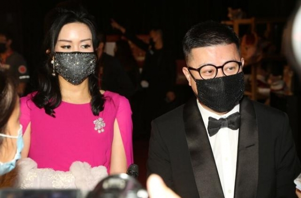何超琼、林建岳、杨千嬅夫妇、叶童夫妇、马时亨、参加慈善晚宴