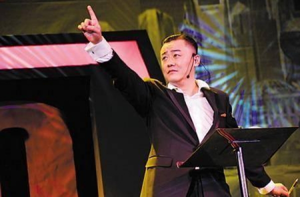 周立波即将复出，高调宣布明年目标！网友：好厉害的男神