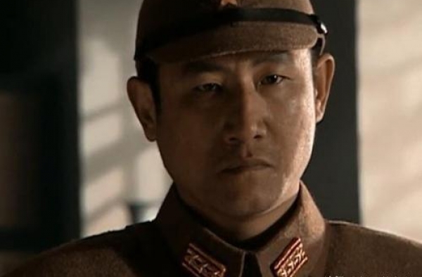 《亮剑》中的山本特工队和《雪豹》中的竹下俊特工队谁厉害？