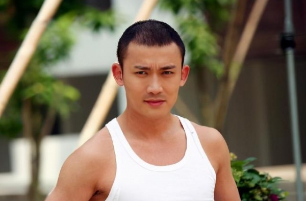聂远：相恋10年沈傲君，一婚娶小师妹，二婚娶小9岁的粉丝
