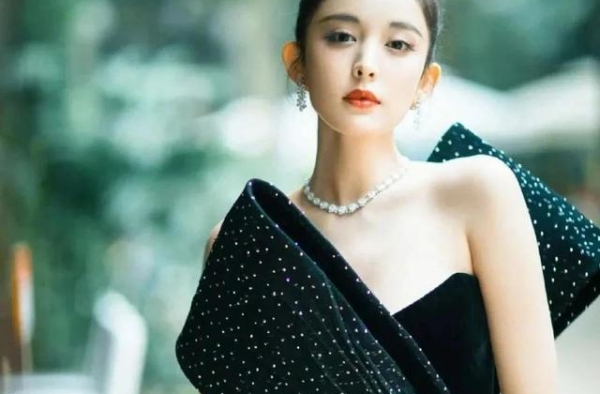 苗苗二胎？娜扎没戏拍？