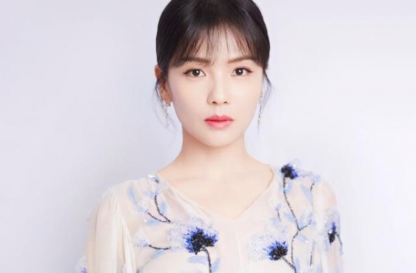 刘涛女儿才是“整容式”长大，继承妈妈好基因，12岁成女神