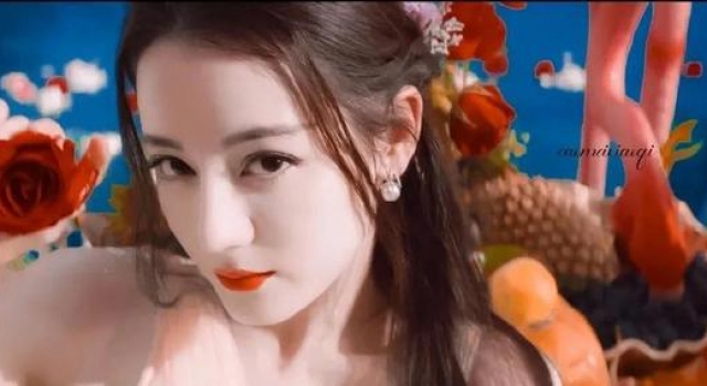 迪丽热巴：小姐姐的美貌，需要一个专门的法律保护起来
