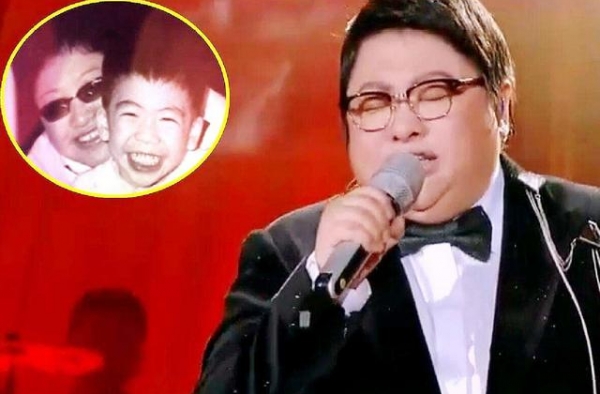 21年前韩红收养的“天亮了男孩”已长大，酷似吴亦凡，热心公益
