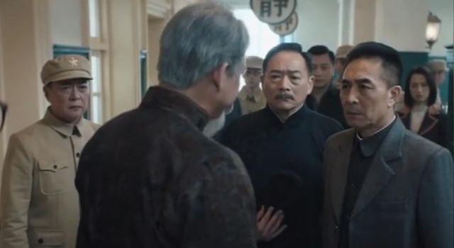 《瞄准》大结局预告：新闻广播救局，苏文谦空中单手射杀池铁城