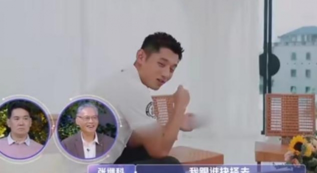 金晨拒绝与张继科再约会，疑对新男嘉宾动心？男方太帅惹姐妹围观