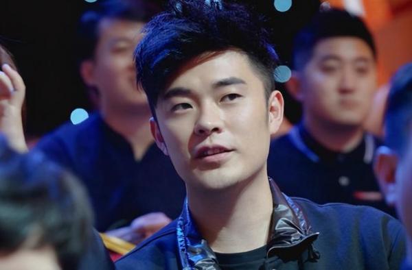 前妻许婧活得越来越好，张子萱为陈赫生下两个女儿，为何被嘲？