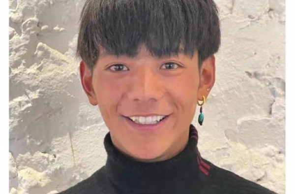 丁真发出第一条微博 两小时收获超40万赞