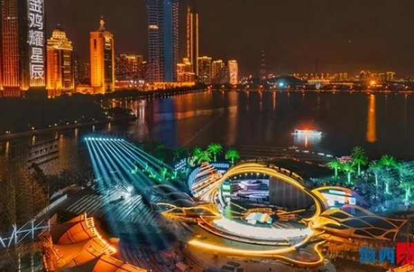 超惊艳！金鸡奖开幕式舞台绚丽亮相！厦门进入“金鸡时间”