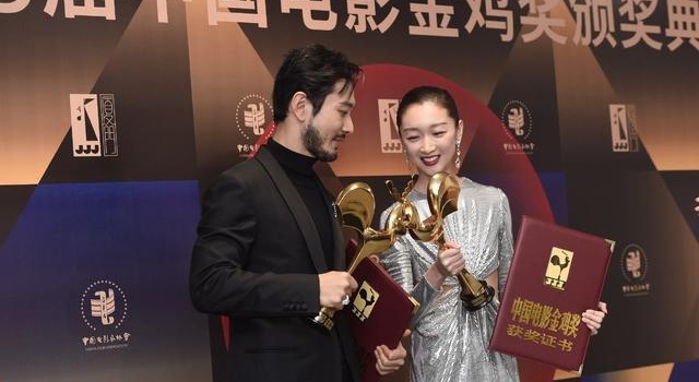 第三位“三金影后”周冬雨为什么一直被群嘲呢？