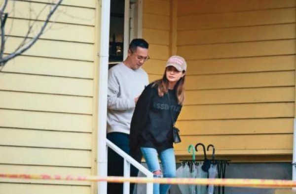 梁静茹前夫约会名媛林以婕，为逗女生和羊驼玩亲亲，多次牵手散步